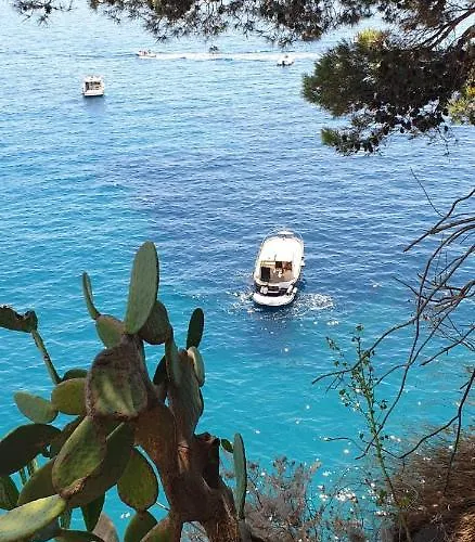 Vesuvio Ruins Bed & Breakfast 3*